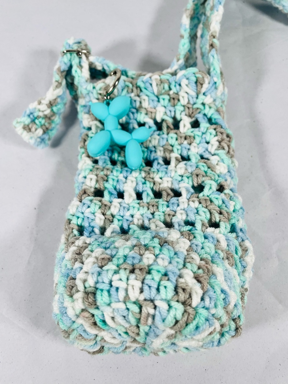 Crocheted Water Bottle Crossbody Bag & Balloon Dog Charm - Picture 4 of 8
